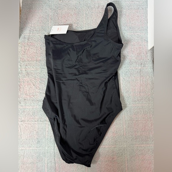 Andie Swim The Nantuckit One-Piece One-Shoulder Swimsuit Black - Picture 6 of 7